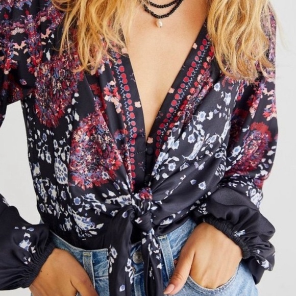 NWOT Free People Run Free Top - Picture 4 of 4